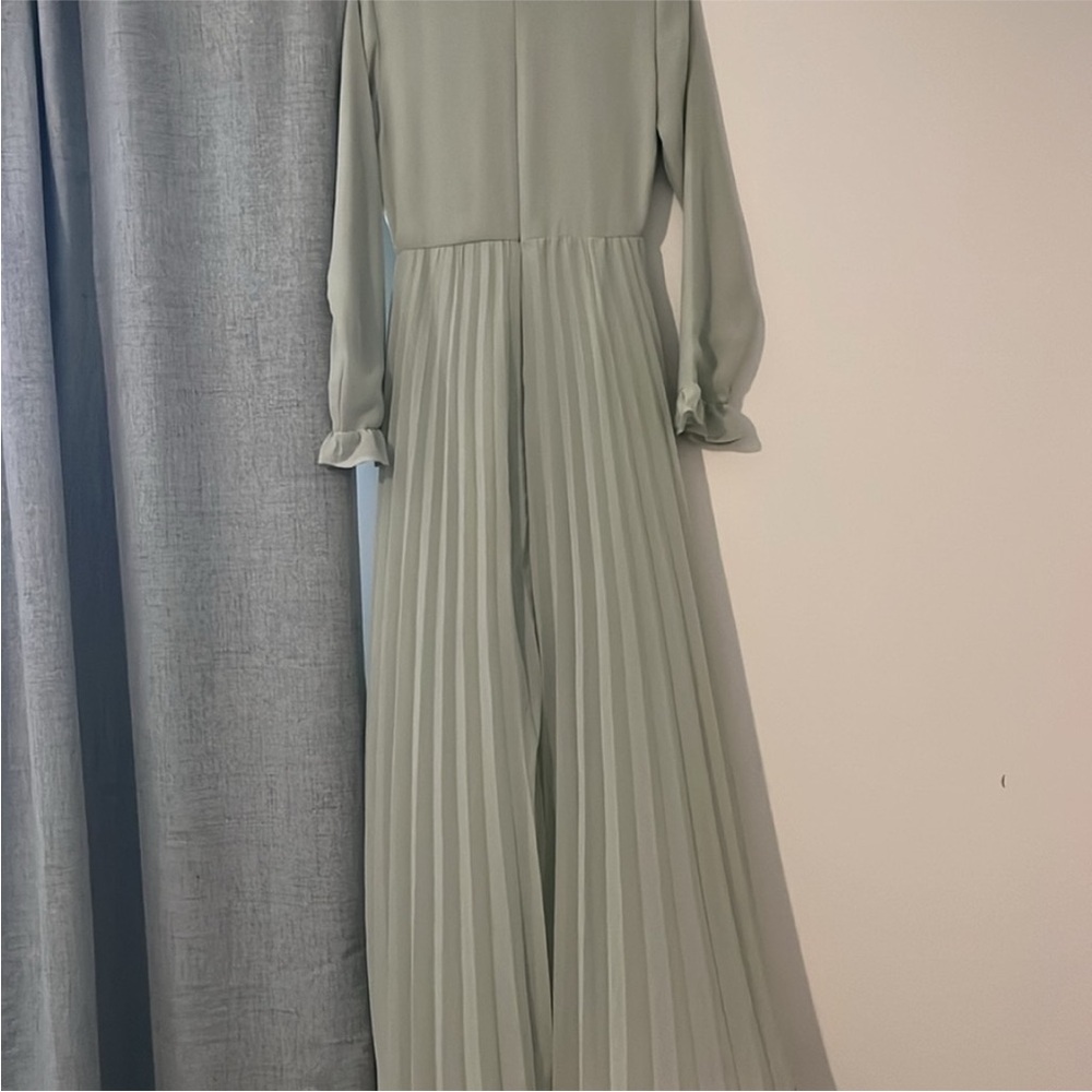 ASOS Designs Women's Maxi Pleated Sage Green Long Sleeve Dress Size 4 - Picture 7 of 11
